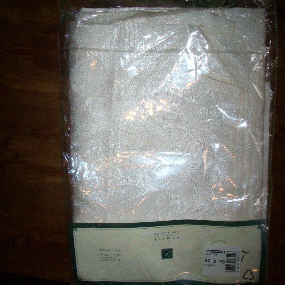 Vintage tablecloth Cotton Blend damask Ivory Tuscany Fruit 52”x70” Mervyns 80's